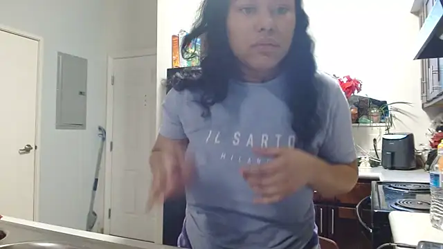 Snapshot of RavenWatts chatting on 01/16/25, 05:01 RavenWatts online show from 01/16/25, 05:01