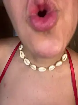 Snapshot of Antonellachic73 chatting on 03/02/25, 02:08 Antonellachic73 online show from 03/02/25, 02:08