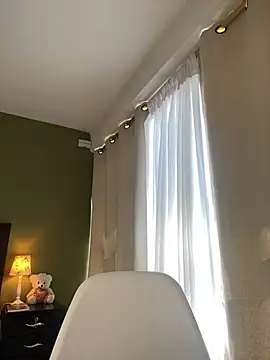 Snapshot of Antonellachic73 chatting on 01/29/25, 07:22 Antonellachic73 online show from 01/29/25, 07:22