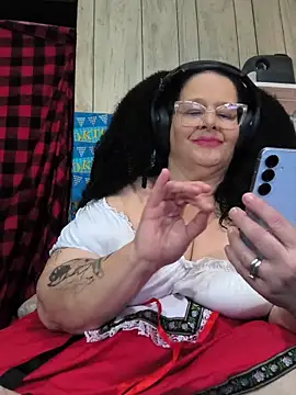 Snapshot of davisdesires@xh chatting on 09/25/25, 02:12 davisdesiresxh online show from 09/25/25, 02:12