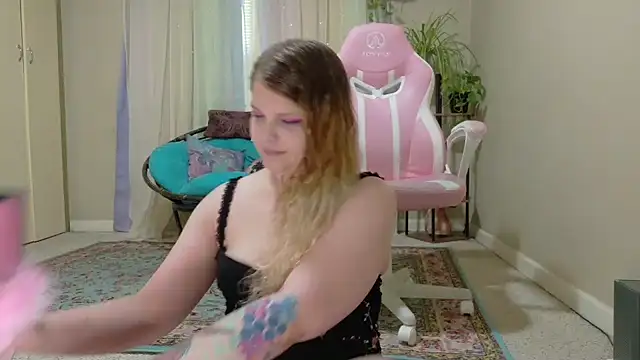 Emihaze online show from 04/08/26, 03:46