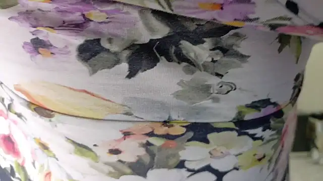 Emihaze online show from 11/11/25, 07:30