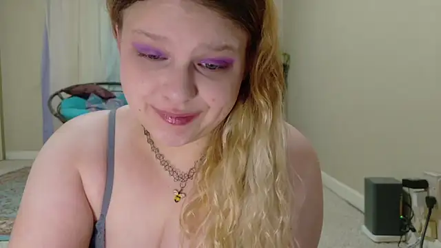 Emihaze online show from 12/20/25, 07:50