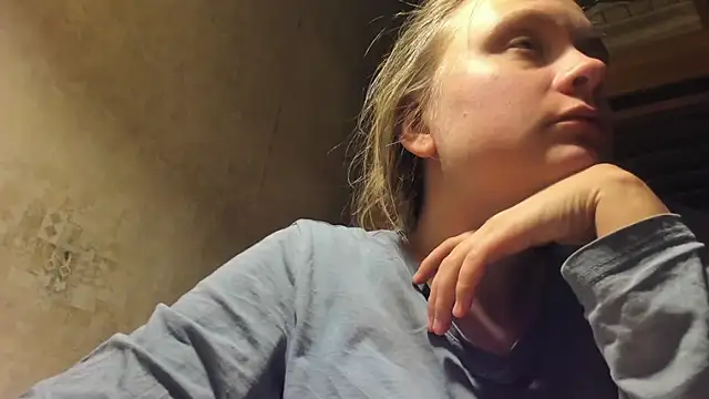 FrumCake online show from 02/16/25, 02:20