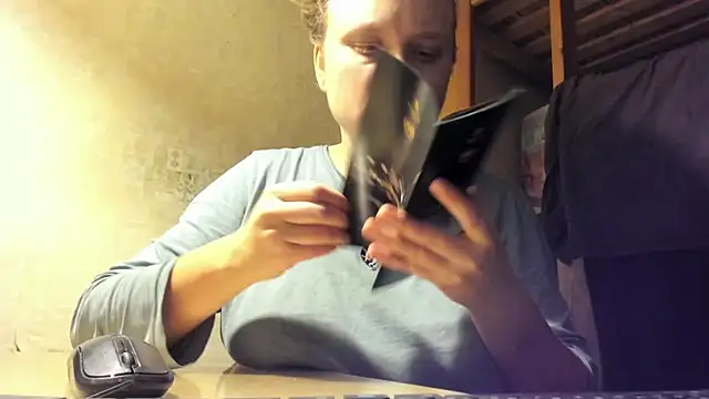 FrumCake online show from 01/22/25, 01:20