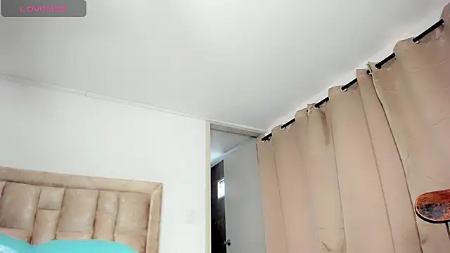 Genesis Sandoval online show from 05/02/26, 08:14