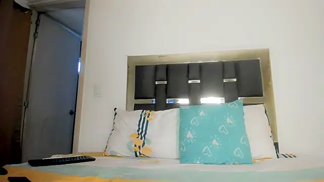 Genesis Sandoval online show from 09/10/25, 08:30