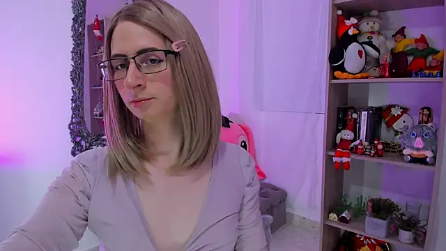 Snapshot of KimberlyJohnsoon chatting on 12/18/25, 03:16 KimberlyJohnsoon online show from 12/18/25, 03:16