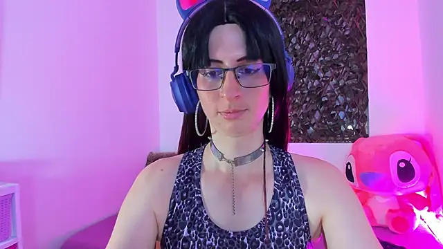Snapshot of KimberlyJohnsoon chatting on 03/13/25, 03:22 KimberlyJohnsoon online show from 03/13/25, 03:22