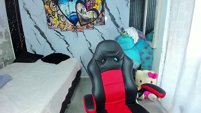 andromeda xx online show from 12/18/25, 02:21