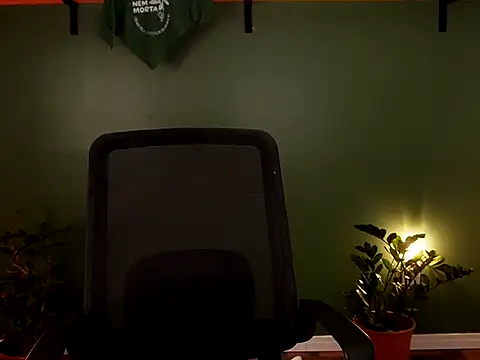 callmedemme online show from 06/12/26, 05:32