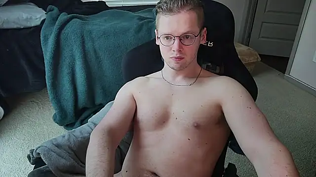 Snapshot of doloresman chatting on 07/07/26, 07:17 doloresman online show from 07/07/26, 07:17