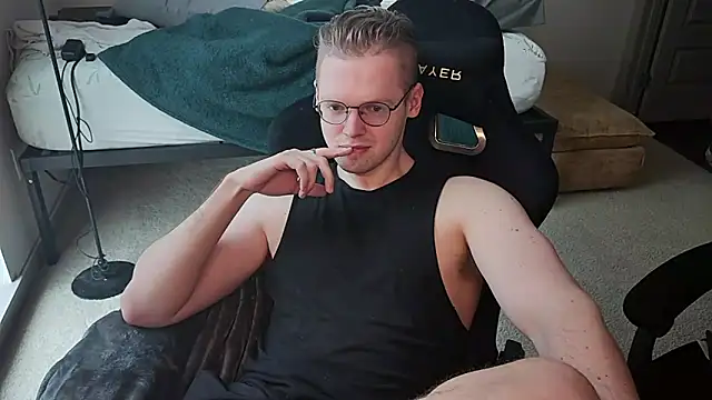 doloresman online show from 04/10/26, 08:49