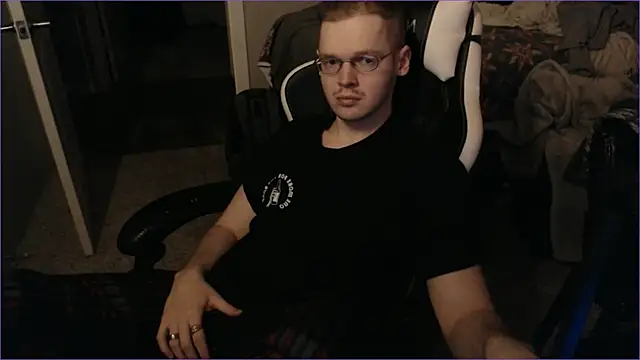 doloresman online show from 02/18/25, 09:10