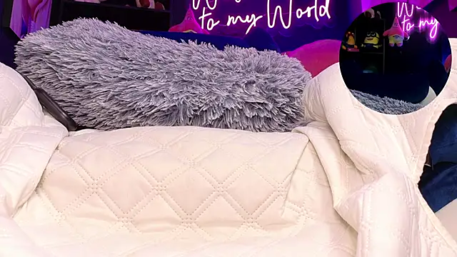 Katiehill 1 online show from 04/14/26, 09:42