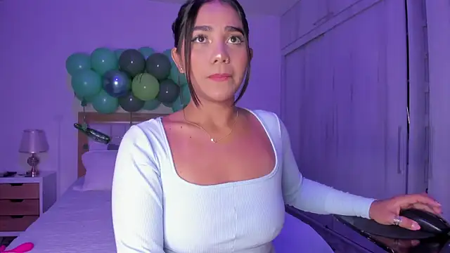 mia hank online show from 03/19/25, 11:39