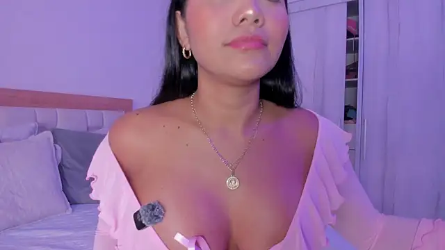 mia hank online show from 10/15/25, 07:11