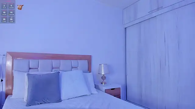 mia hank online show from 05/03/26, 11:47