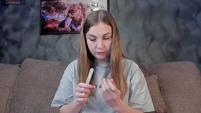 Snapshot of CassieMils chatting on 02/12/25, 08:16 CassieMils online show from 02/12/25, 08:16