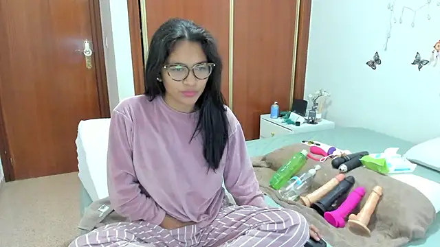 Honney sugar19 online show from 12/15/25, 12:00