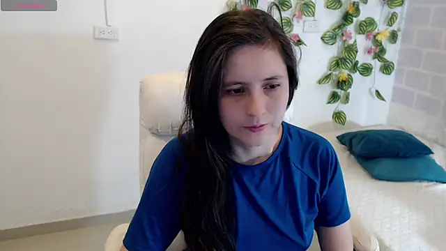 Snapshot of tania_sweet__ chatting on 11/21/25, 03:11 tania sweet online show from 11/21/25, 03:11