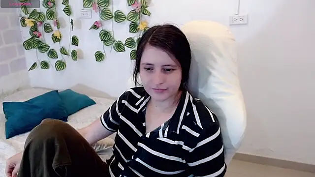 tania sweet   online show from 03/25/26, 07:57