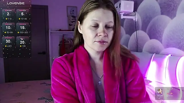 alekasamui online show from 11/07/25, 09:41