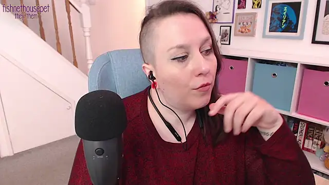 Snapshot of fishnethousepet chatting on 03/20/26, 08:32 fishnethousepet online show from 03/20/26, 08:32