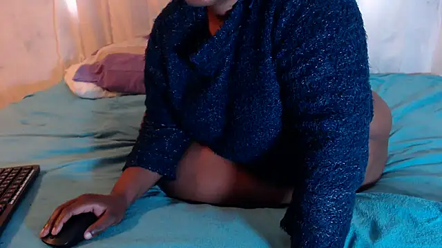 XXEBONYTEAZERXX online show from 10/04/25, 05:53