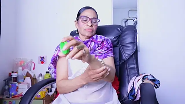 Aries Mature online show from 07/12/26, 01:06