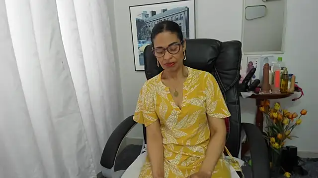 Snapshot of Aries_Mature chatting on 03/22/25, 05:20 Aries Mature online show from 03/22/25, 05:20
