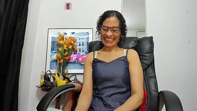 Aries Mature online show from 12/21/25, 03:47