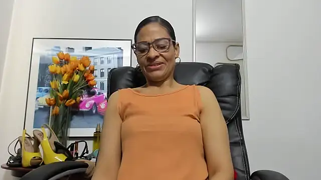 Aries Mature online show from 11/16/25, 04:23