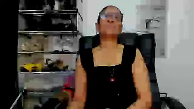 Aries Mature online show from 04/16/26, 02:18