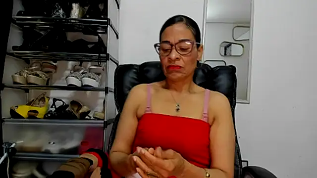 Aries Mature online show from 04/15/26, 03:49