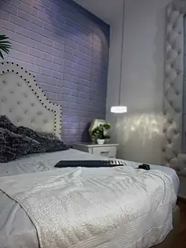 Tayra Siny online show from 03/15/25, 06:32