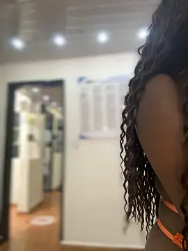 Tayra Siny online show from 03/18/25, 01:12