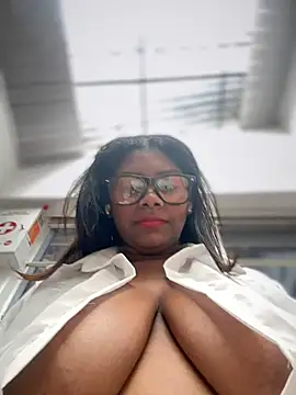 Tayra Siny online show from 02/22/25, 06:30