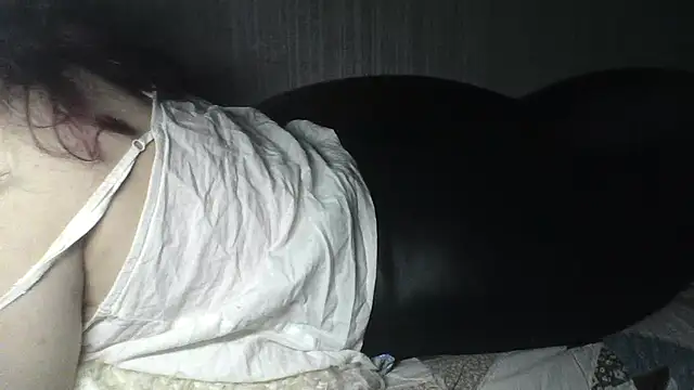 Alma Evelynne online show from 03/11/26, 08:14