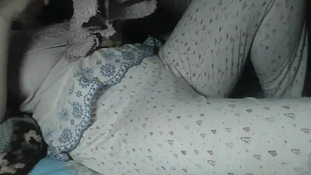 Alma Evelynne online show from 02/15/26, 07:46