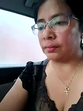 Snapshot of __valentina18 chatting on 03/03/25, 01:12   valentina18 online show from 03/03/25, 01:12