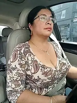   valentina18 online show from 11/23/25, 04:39