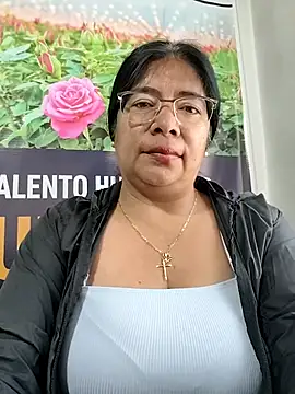 Snapshot of __valentina18 chatting on 03/04/26, 01:08 valentina18 online show from 03/04/26, 01:08