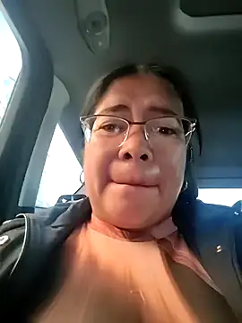   valentina18 online show from 05/28/26, 12:22
