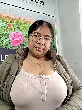   valentina18 online show from 03/06/26, 01:06