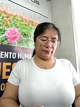   valentina18 online show from 04/28/26, 01:15