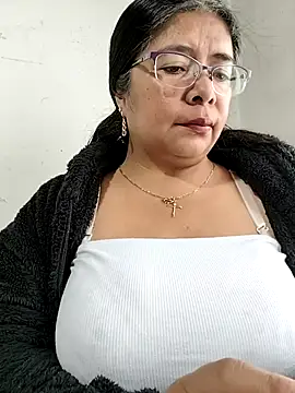   valentina18 online show from 12/16/25, 01:15