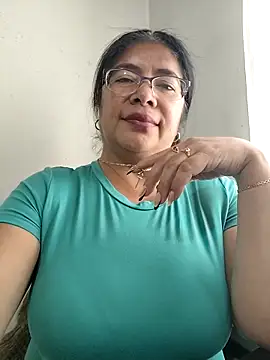   valentina18 online show from 11/18/25, 07:28