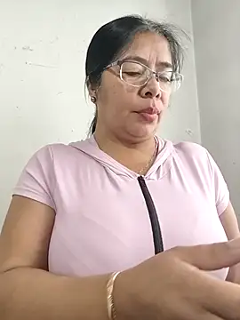   valentina18 online show from 11/29/25, 01:55