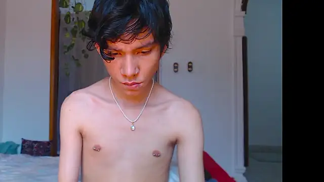 LAICK 01 online show from 03/15/26, 07:21